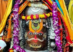 महाकाल मंदिर में भस्म आरती: भांग-चंदन से सजा राजा स्वरूप, जयकारों से गूंजा मंदिर परिसर