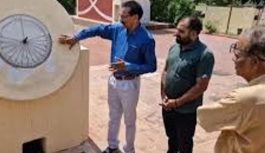 आज 12-12 घंटे का दिन-रात: उज्जैन की जीवाजी वेधशाला में वसंत संपात देखने पहुंचे छात्र-खगोलप्रेमी, आज से दिन होंगे लंबे