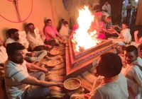 उज्जैन में उत्सव जैसा माहौल: CM मोहन यादव के जन्मदिन पर पूजा-अनुष्ठान, समर्थकों ने शहर को होर्डिंग से सजाया उज्जैन में उत्सव जैसा माहौल: CM मोहन यादव के जन्मदिन पर पूजा-अनुष्ठान, समर्थकों ने शहर को होर्डिंग से सजाया