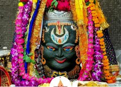 महाकाल मंदिर में विधि-विधान से भस्म आरती, वीरभद्र जी को स्वस्ति वाचन के साथ खुले पट; बाबा का रजत मुकुट से हुआ श्रृंगार