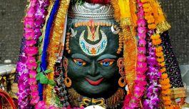 महाकाल मंदिर में विधि-विधान से भस्म आरती, वीरभद्र जी को स्वस्ति वाचन के साथ खुले पट; बाबा का रजत मुकुट से हुआ श्रृंगार