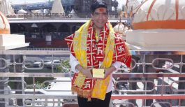 महाकाल मंदिर पहुंचे सुनंदा शर्मा और मनीष मल्होत्रा: नंदी हॉल से किए दर्शन, लिया आशीर्वाद महाकाल मंदिर पहुंचे सुनंदा शर्मा और मनीष मल्होत्रा: नंदी हॉल से किए दर्शन, लिया आशीर्वाद