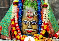 श्री महाकालेश्वर मंदिर में तड़के भस्म आरती, दिव्य श्रृंगार के साथ हुए बाबा महाकाल के दर्शन; आरती में शामिल हुए हजारों श्रद्धालु