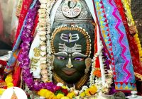 महाकाल मंदिर में भस्म आरती: भांग-चंदन और ड्रायफ्रूट से सजे बाबा, “जय श्री महाकाल” से गूंजा परिसर