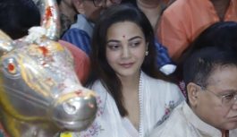 एक्ट्रेस कावेरी प्रियम ने महाकाल की भस्म आरती में की पूजा: बोलीं- यहां की ऊर्जा अद्भुत, 3 साल से आ रहीं उज्जैन! एक्ट्रेस कावेरी प्रियम ने महाकाल की भस्म आरती में की पूजा: बोलीं- यहां की ऊर्जा अद्भुत, 3 साल से आ रहीं उज्जैन!