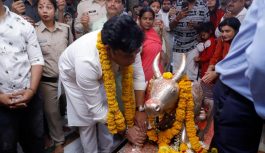 महाकाल के दरबार में सेलिब्रिटीज की मौजूदगी: रवि किशन और जानकी बोड़ीवाला ने किए दर्शन, मांगी देश-प्रदेश की खुशहाली