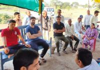 उज्जैन के गजनीखेड़ी में प्रशासन की चौपाल: कलेक्टर-SP ने रात गांव में बिताई, मौके पर ही समस्याओं का समाधान किया