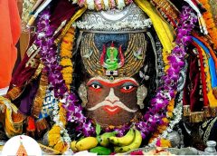 महाकाल मंदिर में तड़के भस्म आरती: स्वस्ति वाचन के बाद खुले पट, पंचामृत अभिषेक के बाद पुष्पों से दिव्य श्रृंगार