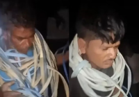 उज्जैन में केबल चोरी करते पकड़े गए आरोपी, ग्रामीणों ने चोरी की केबल गले में डालकर निकाला जुलूस उज्जैन में केबल चोरी करते पकड़े गए आरोपी, ग्रामीणों ने चोरी की केबल गले में डालकर निकाला जुलूस