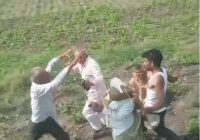 उज्जैन में पवन चक्की पोल लगाने को लेकर विवाद, भील परिवार पर हमला; दो महिलाएं घायल, एक की हालत गंभीर उज्जैन में पवन चक्की पोल लगाने को लेकर विवाद, भील परिवार पर हमला; दो महिलाएं घायल, एक की हालत गंभीर